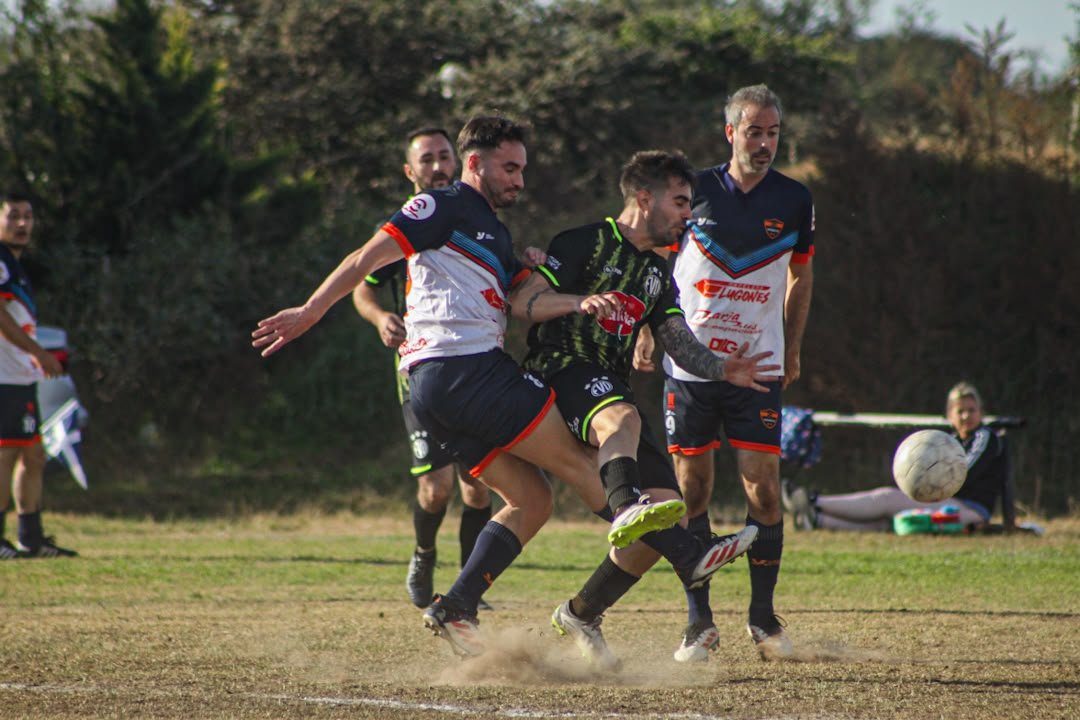 Empate amargo que frena la ilusión