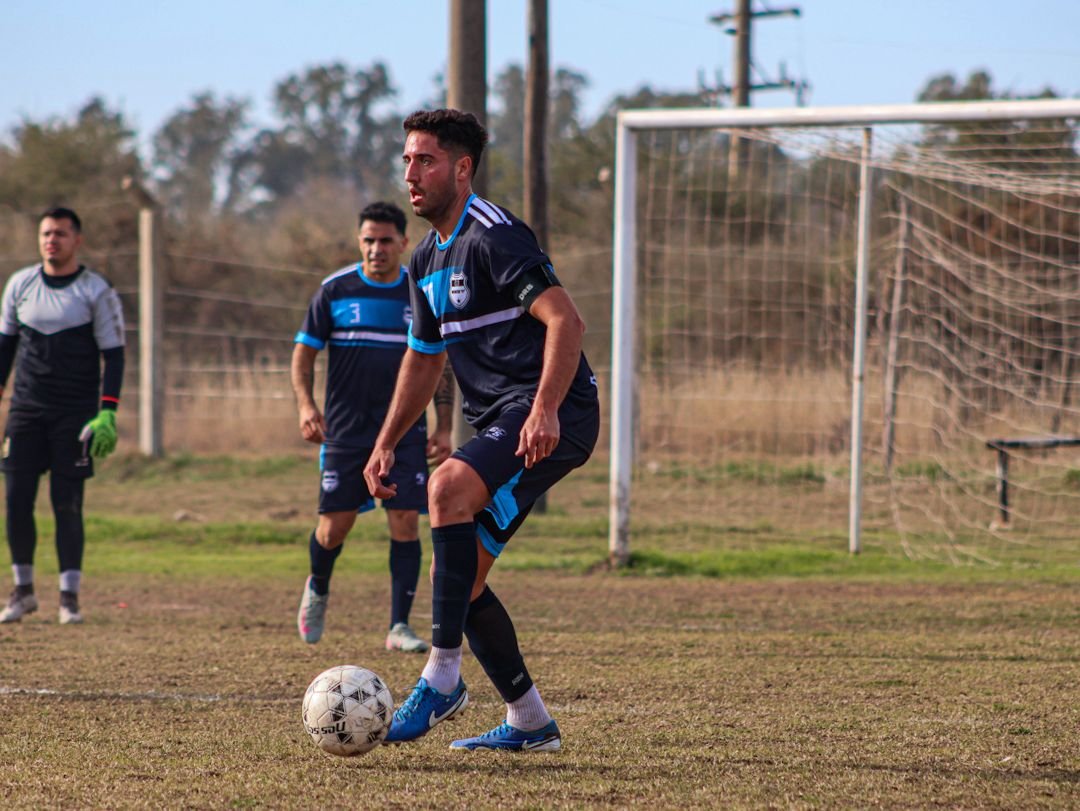Logró el ascenso, ahora va por el título