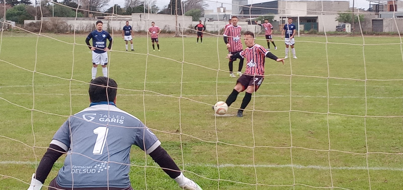 Repartieron en un partidazo
