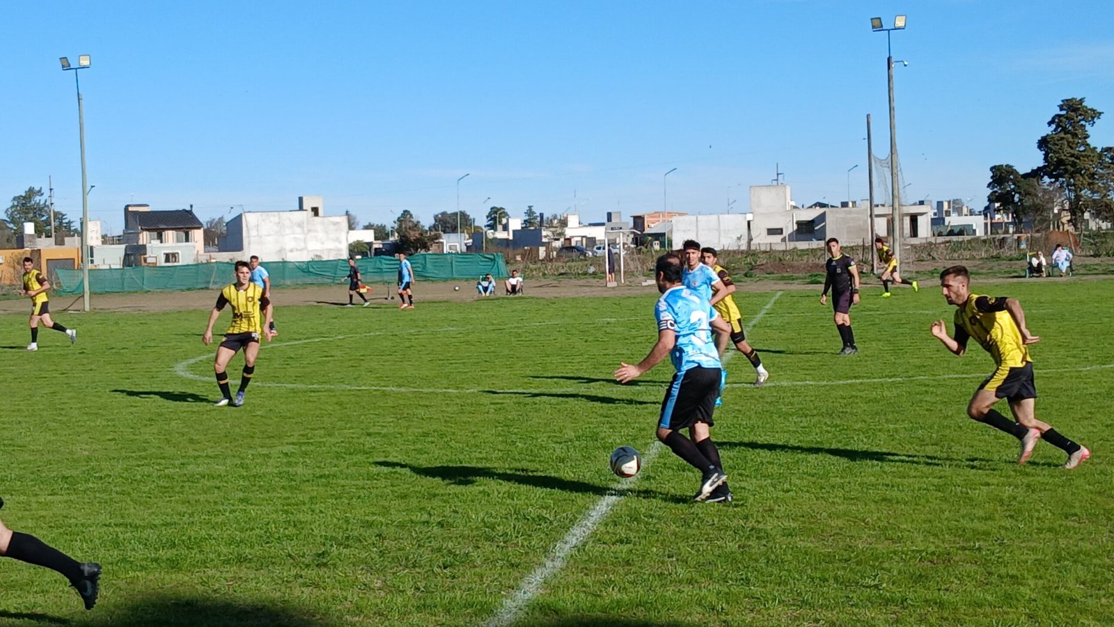 Los catedráticos pegaron en el final