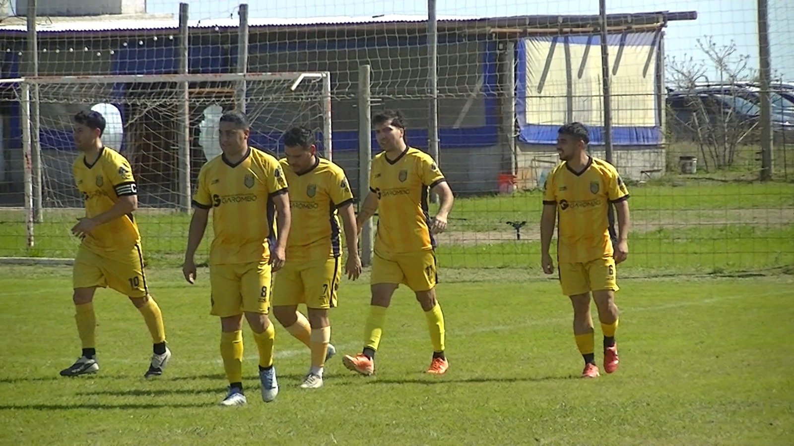 Cuyo pateó el tablero