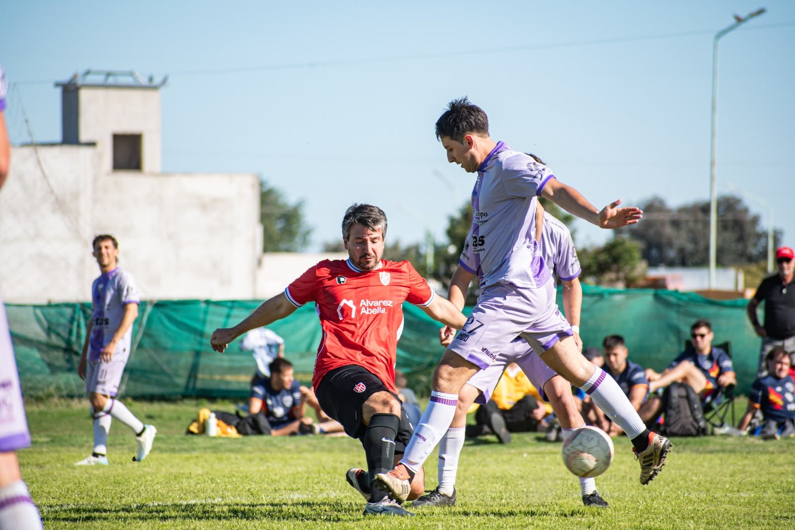 Triunfo tranquilizador para el Rojo